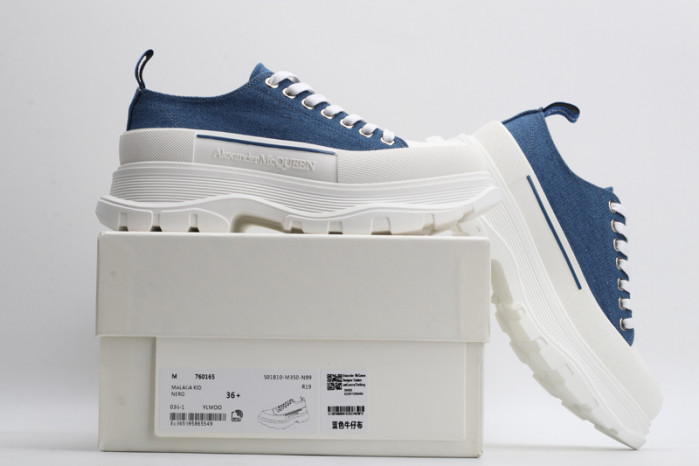 alex mcqu sneakers