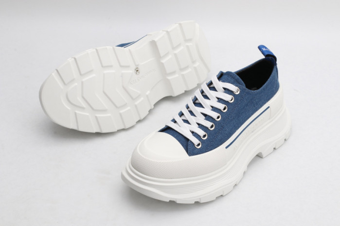 alex mcqu sneakers