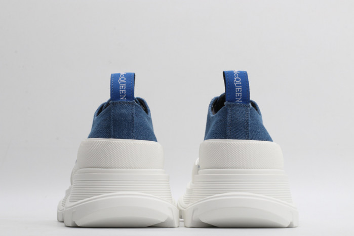 alex mcqu sneakers