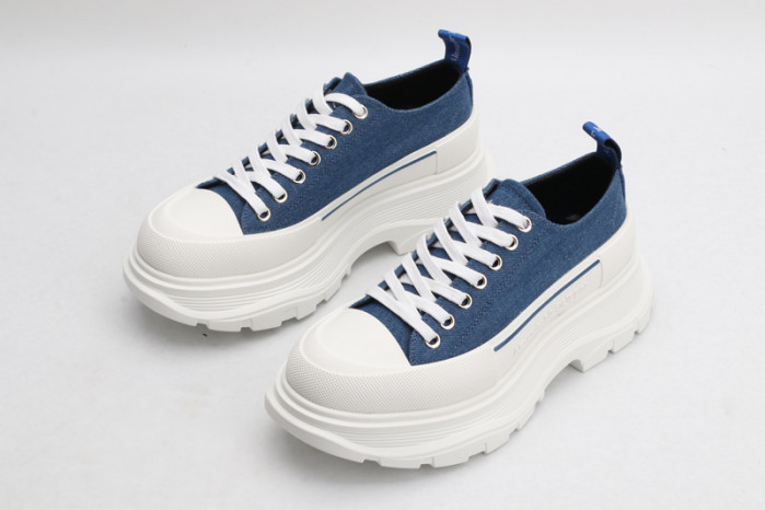alex mcqu sneakers