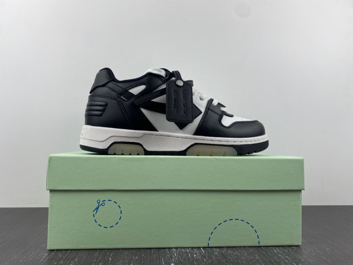 ofw out of office low-top leather sneakers 23053001