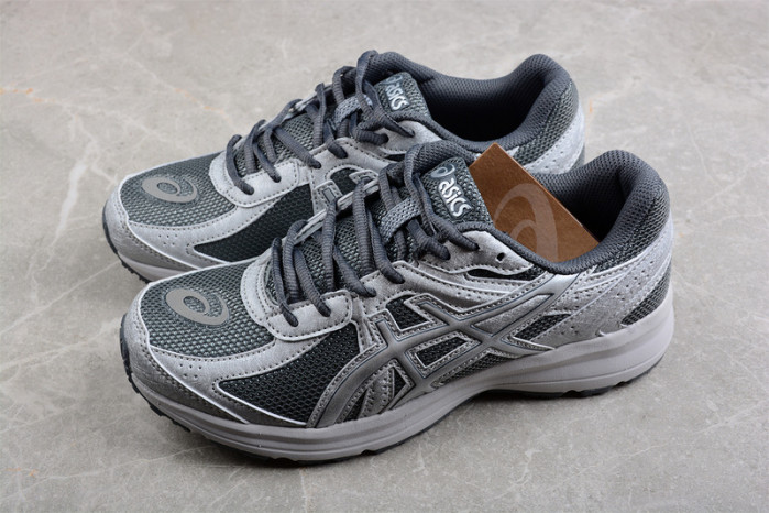 As*ic*s sneaker