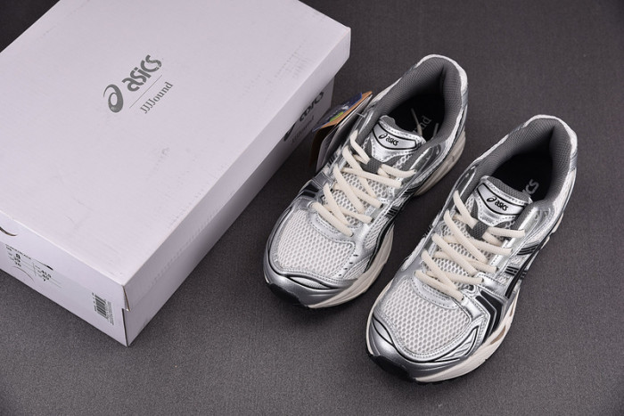 As*ic*s sneaker