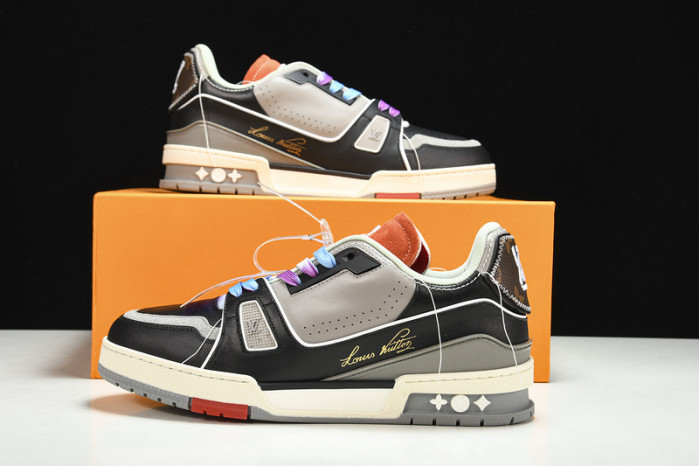 lovt sneaker