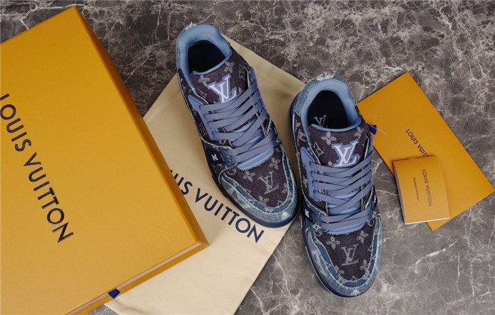lovt sneaker