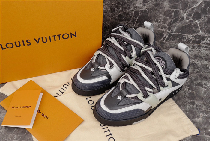 lovt sneaker