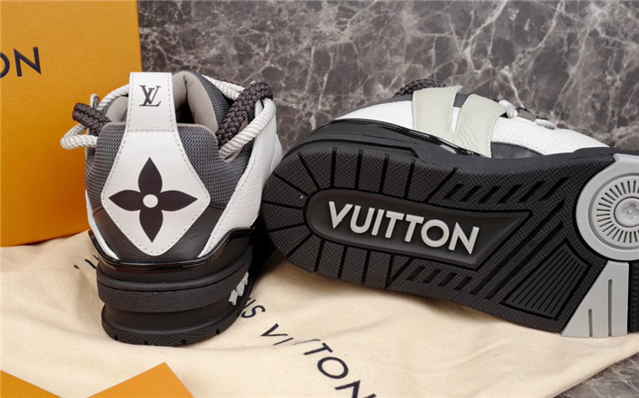 lovt sneaker