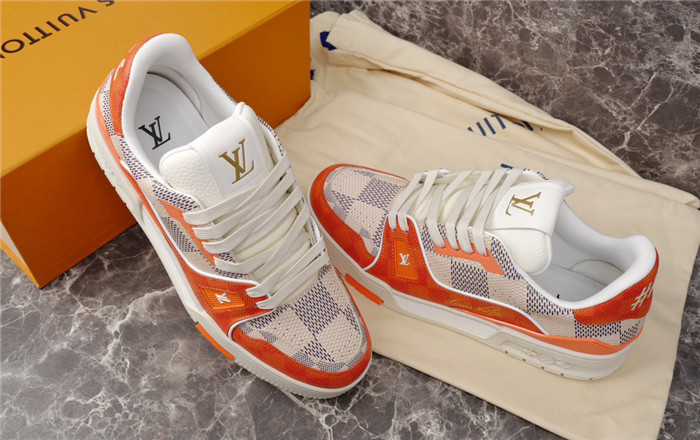 lovt sneaker