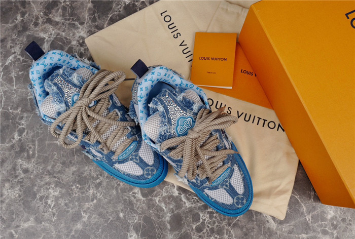 lovt sneaker