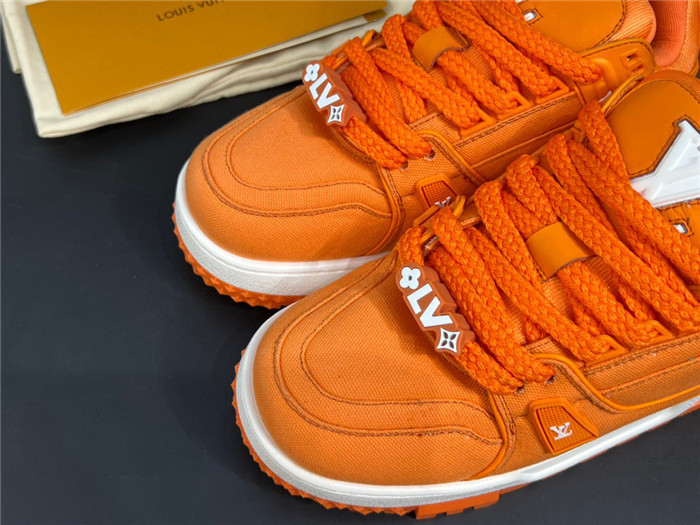 lovt sneaker