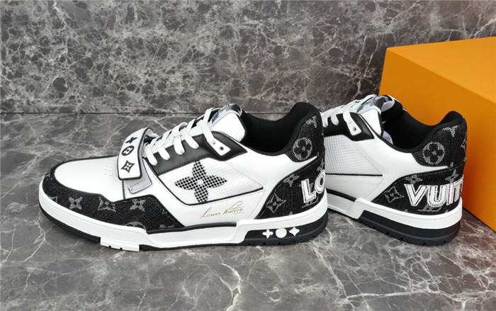 lovt sneaker