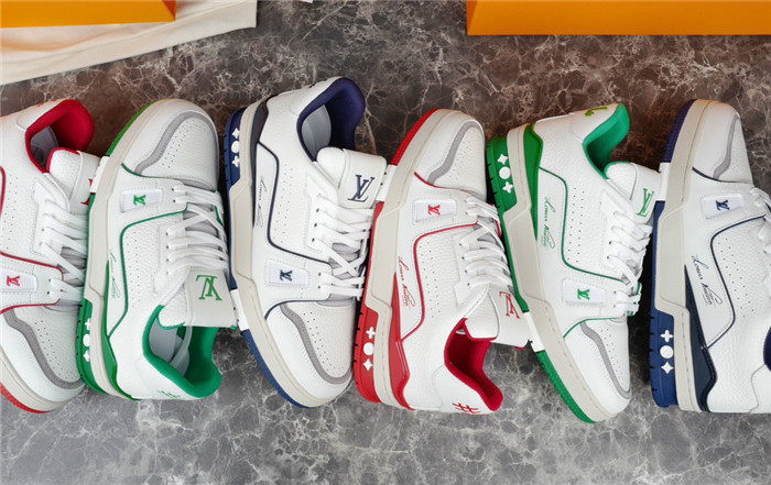 lovt sneaker
