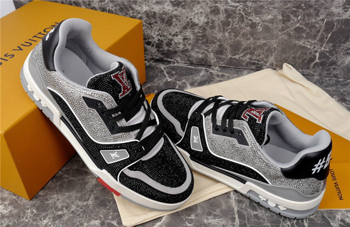 lovt sneaker