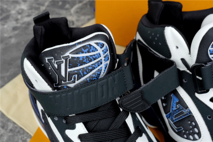 lovt sneaker