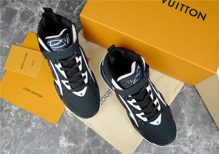 lovt sneaker