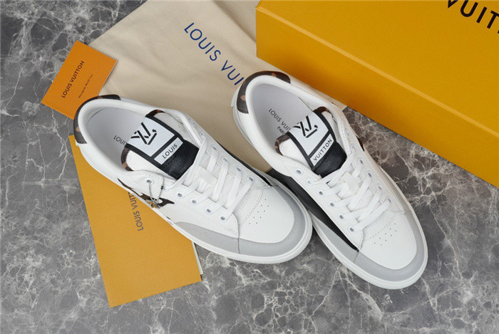 lovt sneaker