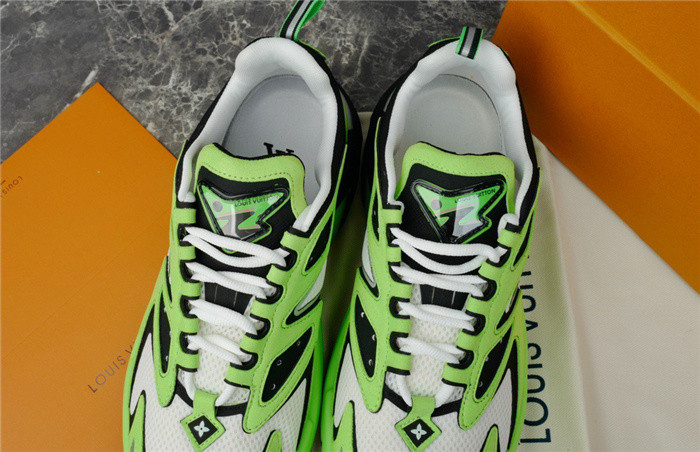 lovt sneaker