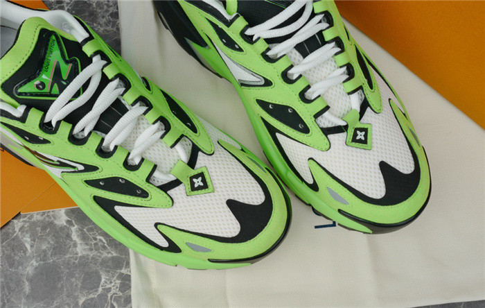 lovt sneaker