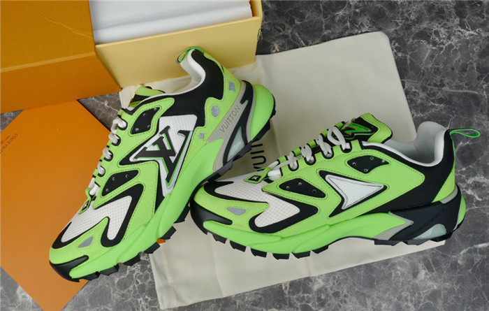 lovt sneaker