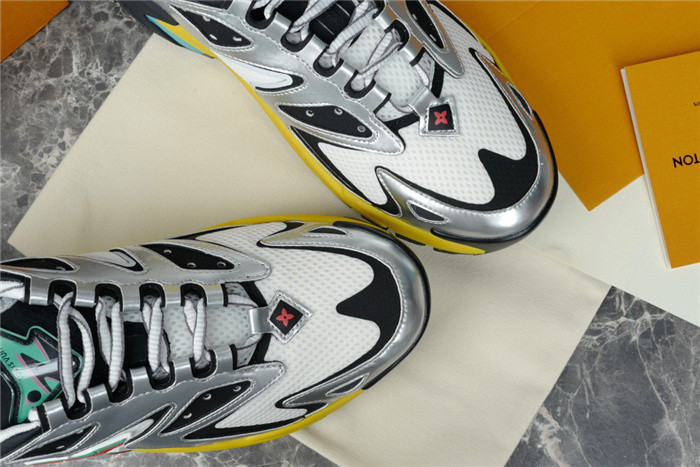 lovt sneaker