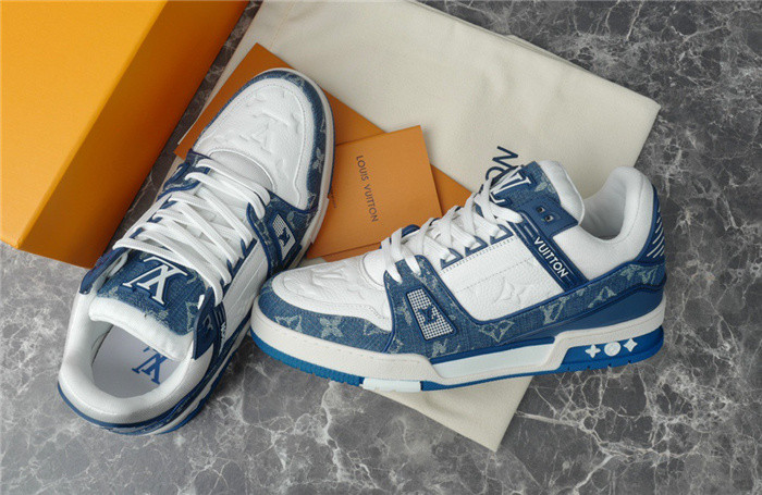 lovt sneaker