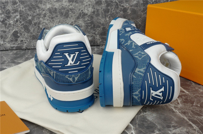 lovt sneaker