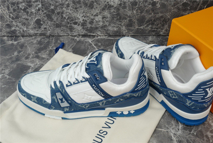 lovt sneaker