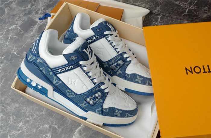 lovt sneaker