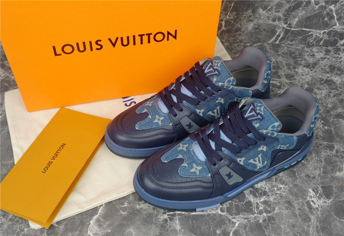 lovt sneaker