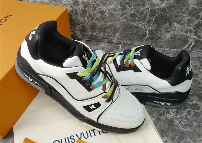 lovt sneaker