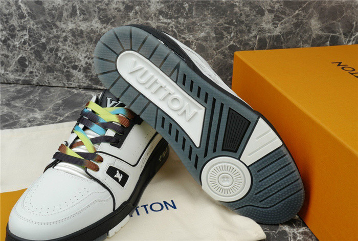lovt sneaker