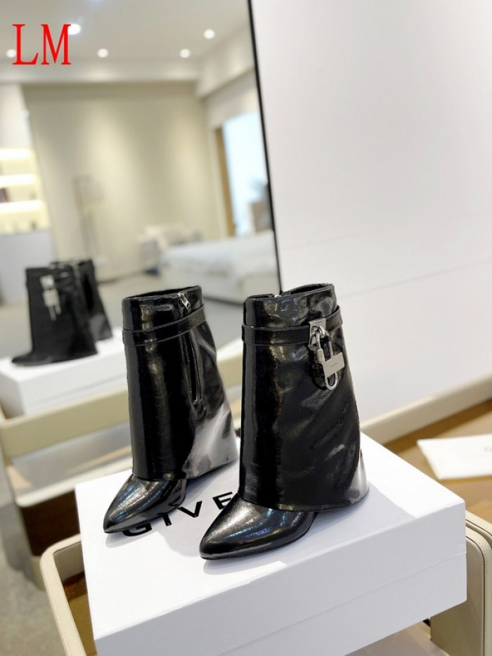 g1vency heel