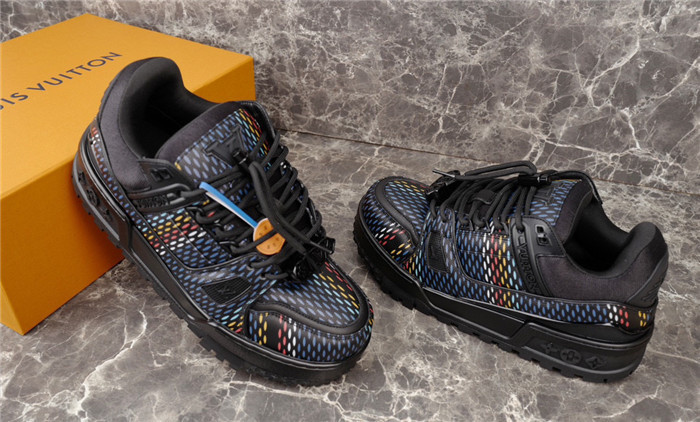 lovt sneaker