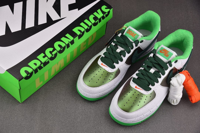 Air Force 1 Low Ducks of a Feather University of Oregon Egg IU7613-100
